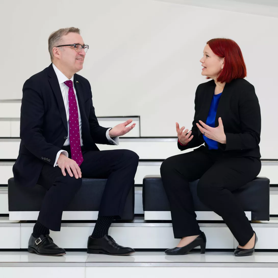 Porsche Consulting Interview Karin Fess with politician Andres Sutt