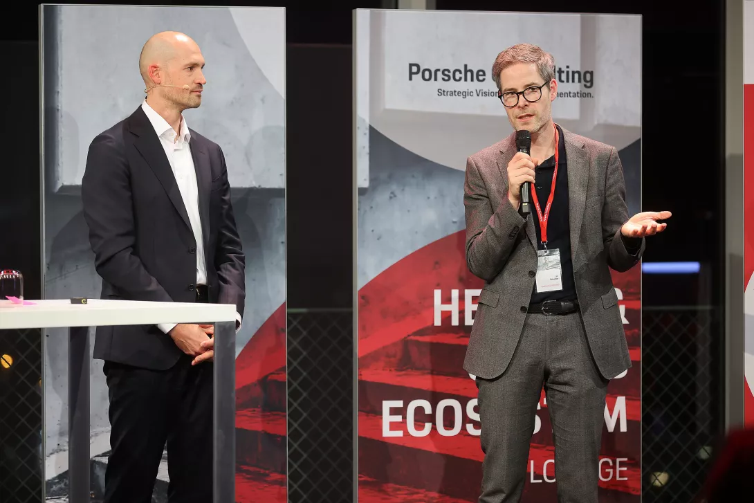 People participating the Porsche Consulting Health and Sports Lounge in Munich
