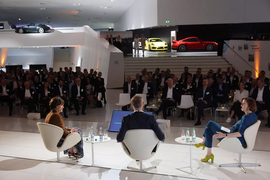 Porsche Consulting Leaders Unplugged Porsche Museum Stuttgart