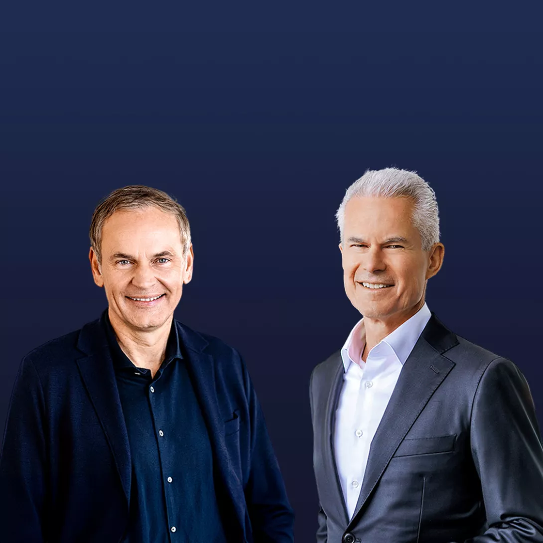 Volkswagen- und Porsche-Vorstandschef Oliver Blume (links) und Eberhard Weiblen, CEO der Managementberatung Porsche Consulting, im Gespräch mit dem Porsche Consulting Magazin: über Optimismus, Zukunftschancen und eine gute Work-Life-Balance.